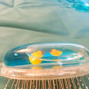 Fun Kids Hairbrush with Floating Rubber Duckies